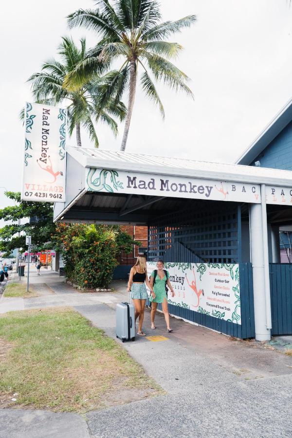 קאירנס Mad Monkey Village מראה חיצוני תמונה