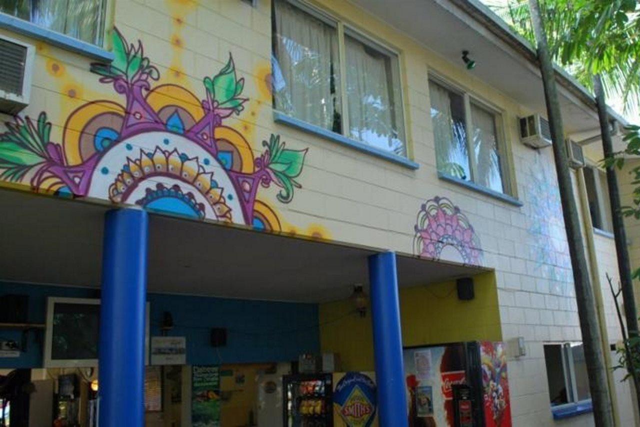 קאירנס Mad Monkey Village מראה חיצוני תמונה